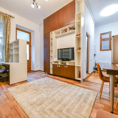 Glam كلوج-نابوكا